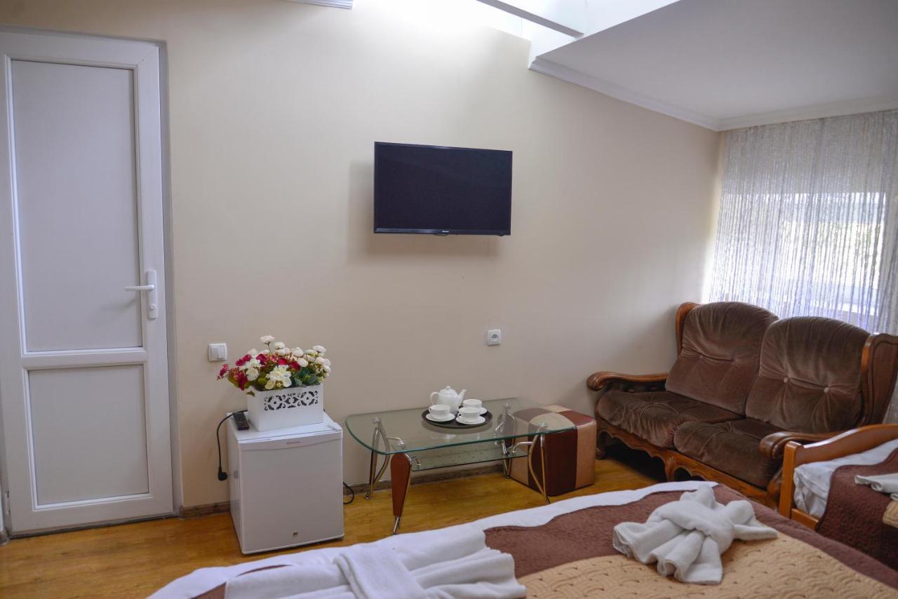 Hotel Victoria Borjomi Dış mekan fotoğraf